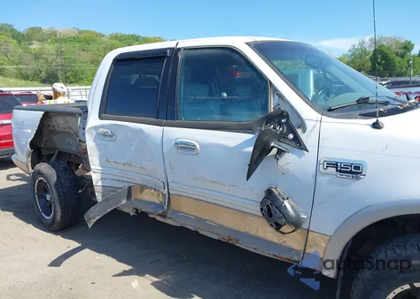 2002 Ford F-150 Lariat/Xlt from USA, damaged, VIN 1FTRW08LX2KA47791